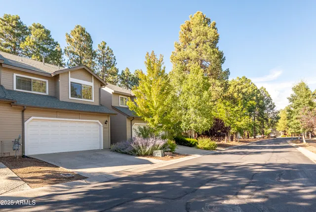 $519,000 | 2343 South Eclipse Lane, Flagstaff, AZ 86001