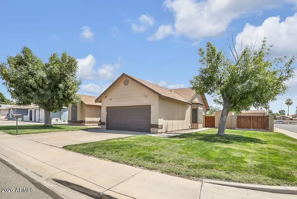 $469,000 | 703 North Brandon Drive, Chandler, AZ 85226