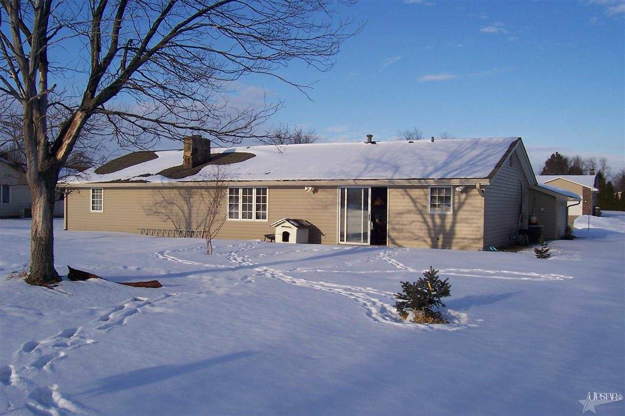 9613 Reindeer Road Fort Wayne, IN 46804 - Photo 2 of 24