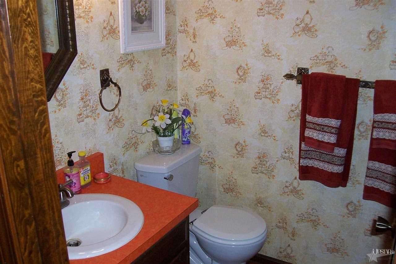 9613 Reindeer Road Fort Wayne, IN 46804 - Photo 13 of 24