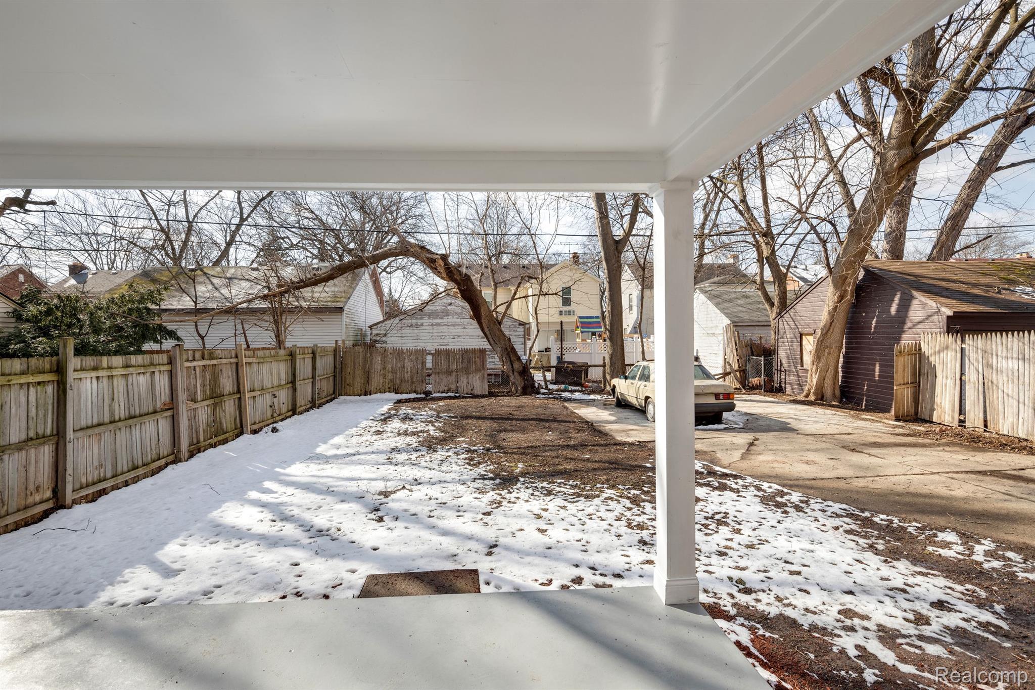 14185 Stahelin Road Detroit, MI 48223 - Photo 4 of 26 Gallery Image 4