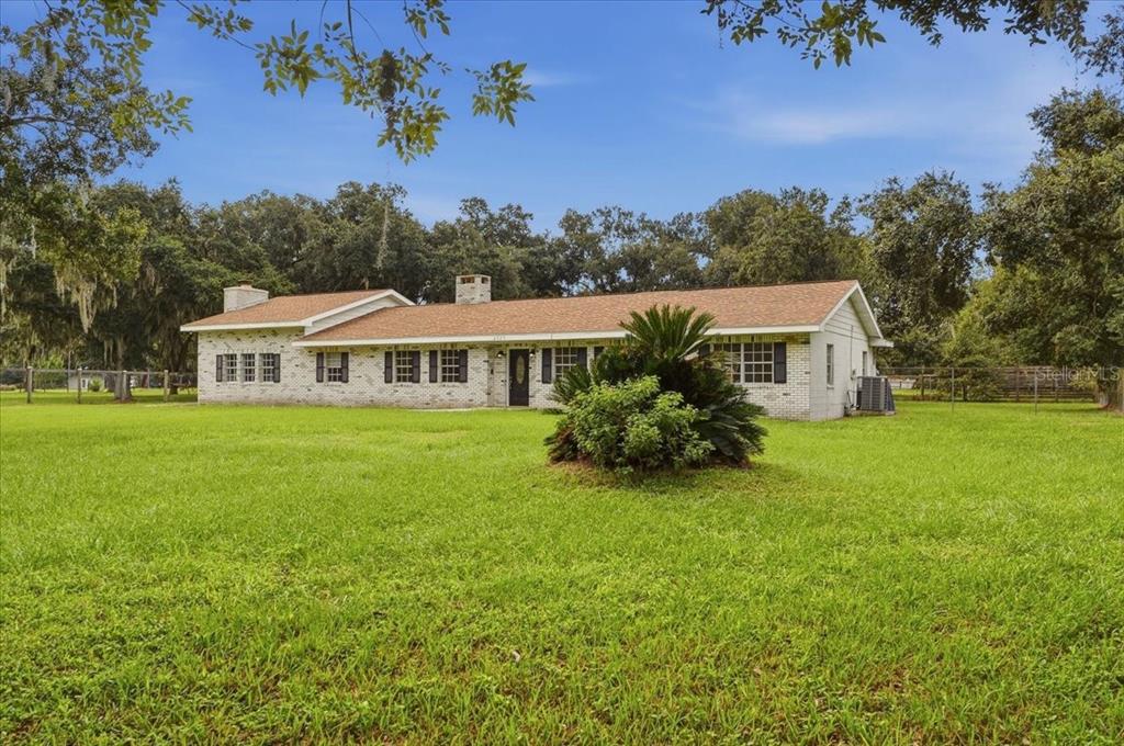 2925 McGee Road Plant City, FL 33565 - Photo 3 of 74 Gallery Image 3