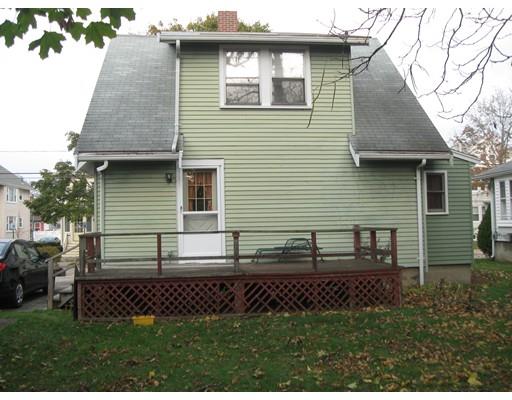 11 Windsor Road Quincy, MA 02171 - Photo 3 of 14 Gallery Image 3