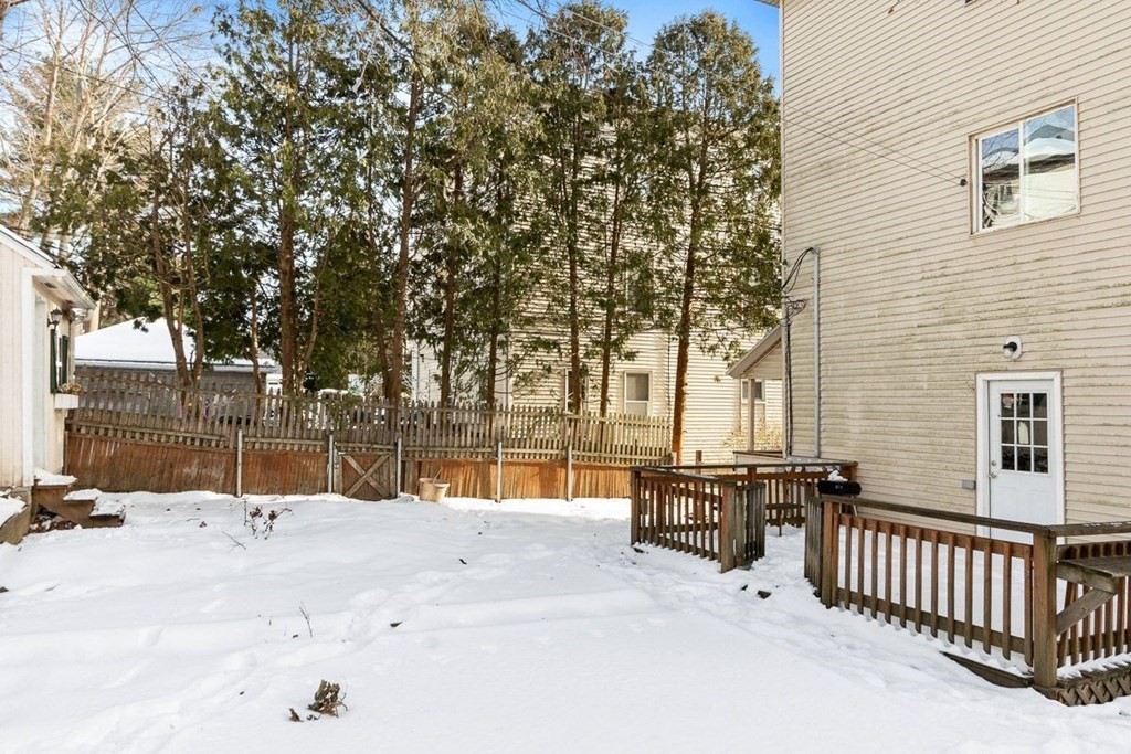 11 Mars Street Worcester, MA 01607 - Photo 7 of 37 Gallery Image 7