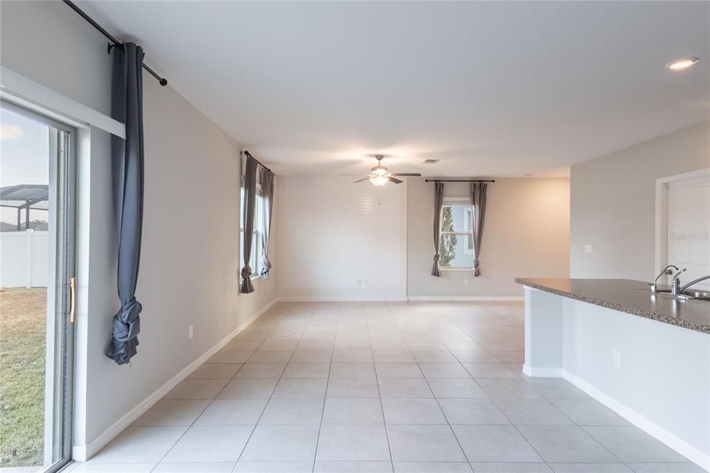 9739 Lemon Drop Loop Sun City Center, FL 33573 - Photo 15 of 39