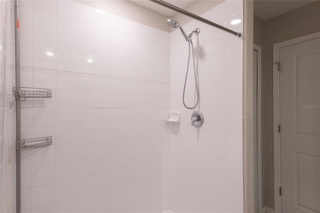 9739 Lemon Drop Loop Sun City Center, FL 33573 - Photo 24 of 39