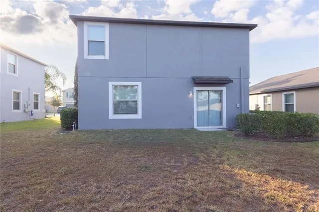 $2,250 | 9739 Lemon Drop Loop, Sun City Center, FL 33573