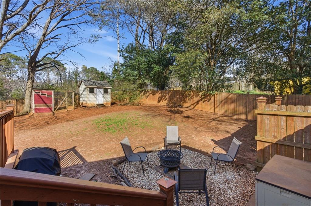 3112 Dove Way Decatur, GA 30033 - Photo 27 of 38