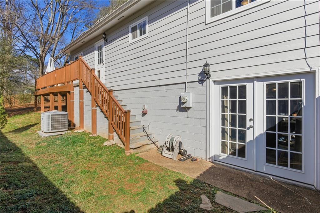 3112 Dove Way Decatur, GA 30033 - Photo 29 of 38