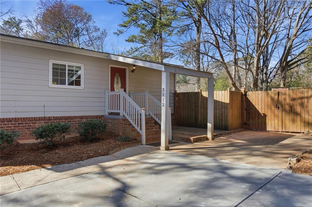 3112 Dove Way Decatur, GA 30033 - Photo 3 of 38
