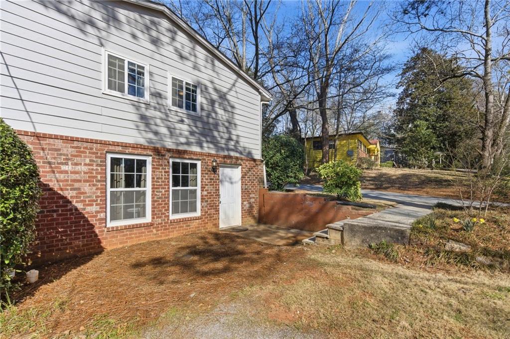 3112 Dove Way Decatur, GA 30033 - Photo 36 of 38