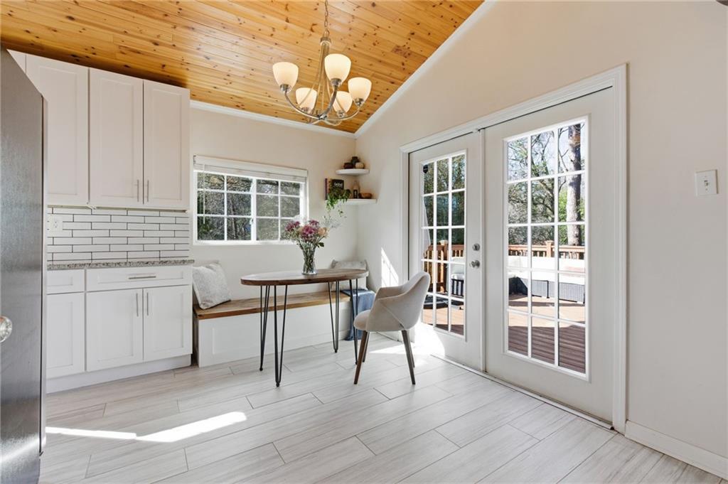 3112 Dove Way Decatur, GA 30033 - Photo 6 of 38