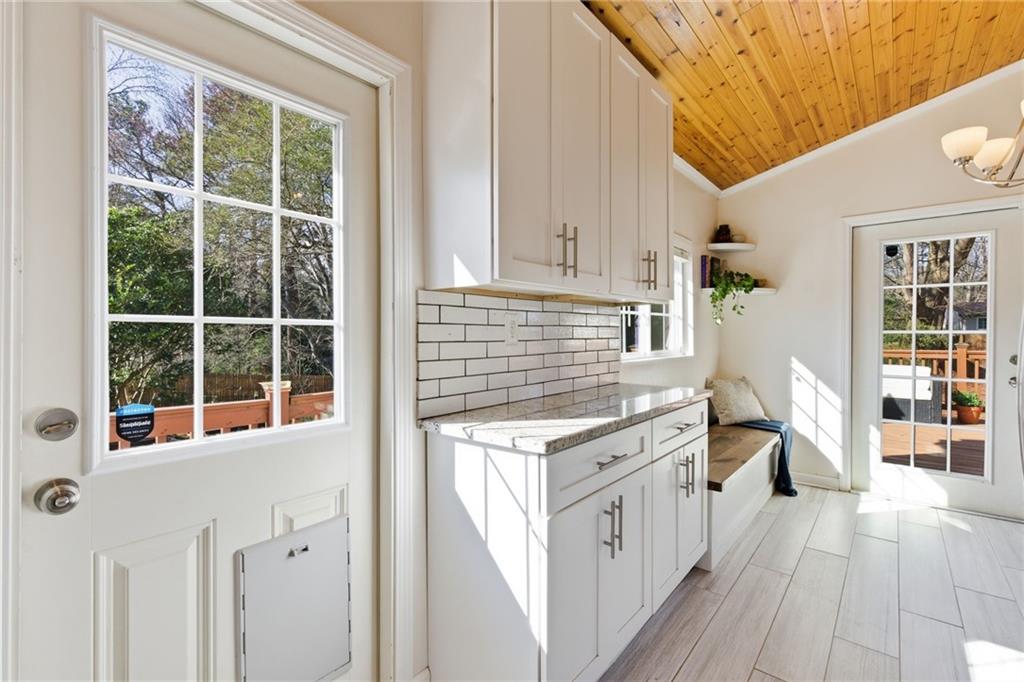 3112 Dove Way Decatur, GA 30033 - Photo 7 of 38