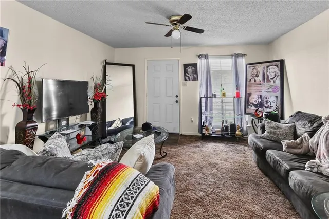 $400,000 | 5975 Tullis Drive, New Orleans, LA 70131