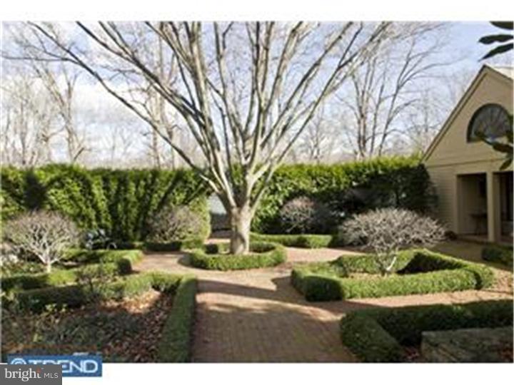 2780 River Road New Hope, PA 18938 - Photo 3 of 13 Garden