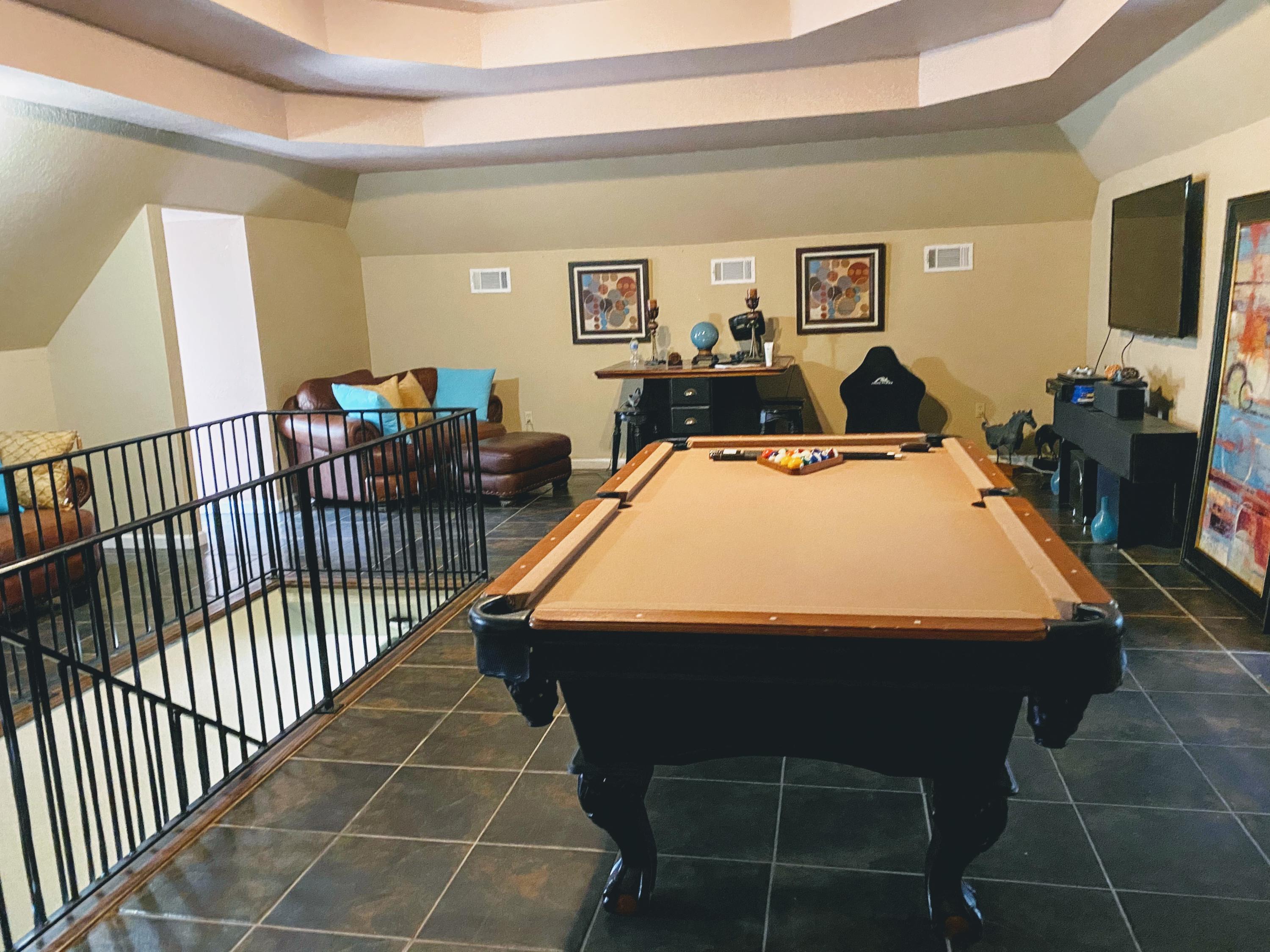 100 Sioux Circle Crestview, FL 32536 - Photo 27 of 36 a dining room with wooden floor and furniture