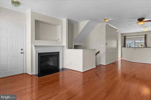 $334,900 | 5545 Lanier Avenue, Unit 367, Camp Springs, MD 20746