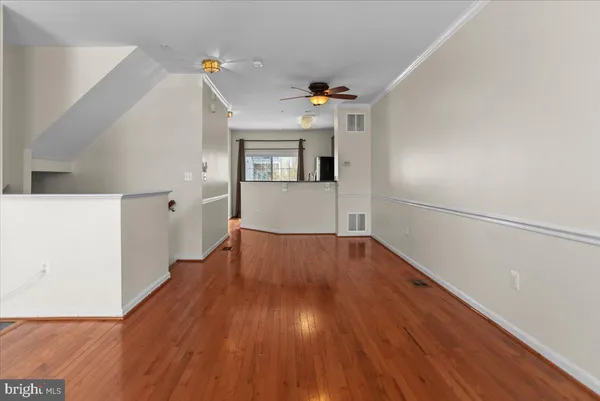 $334,900 | 5545 Lanier Avenue, Unit 367, Camp Springs, MD 20746