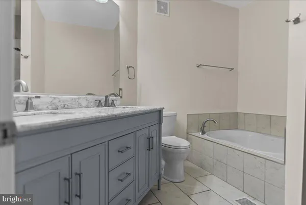 $334,900 | 5545 Lanier Avenue, Unit 367, Camp Springs, MD 20746