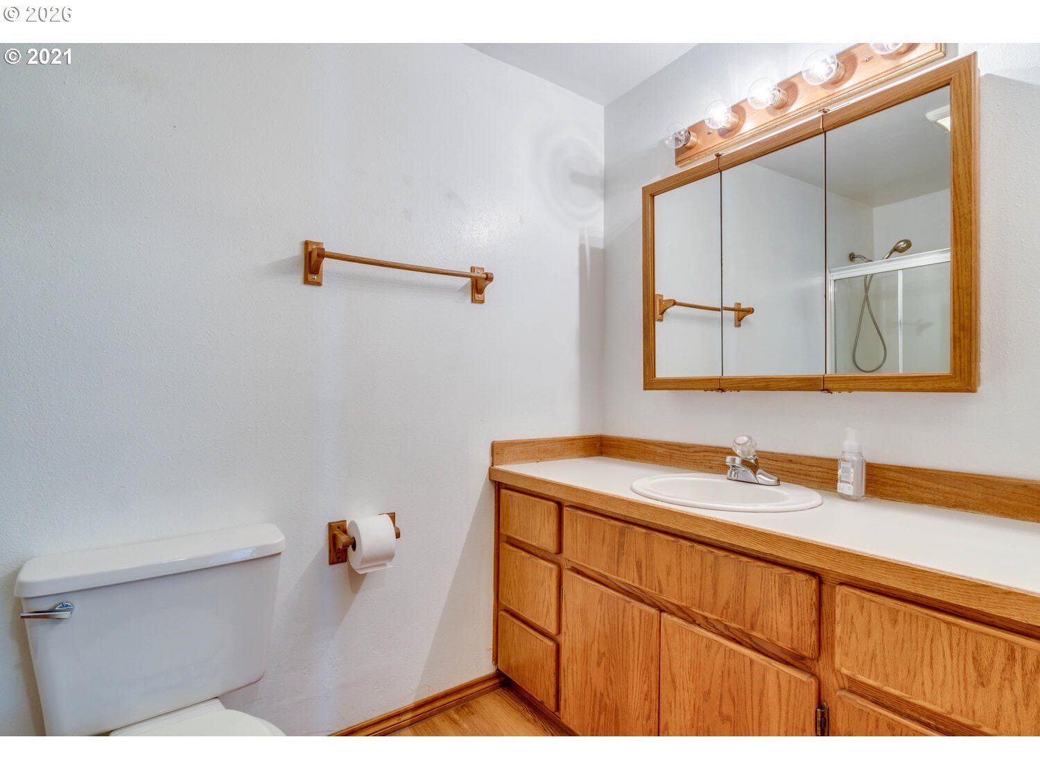 5031 Southeast Jenne Road Portland, OR 97236 - Photo 18 of 43