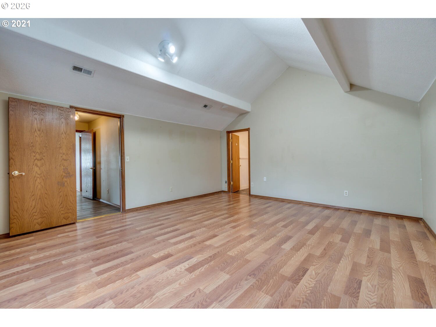 5031 Southeast Jenne Road Portland, OR 97236 - Photo 22 of 43