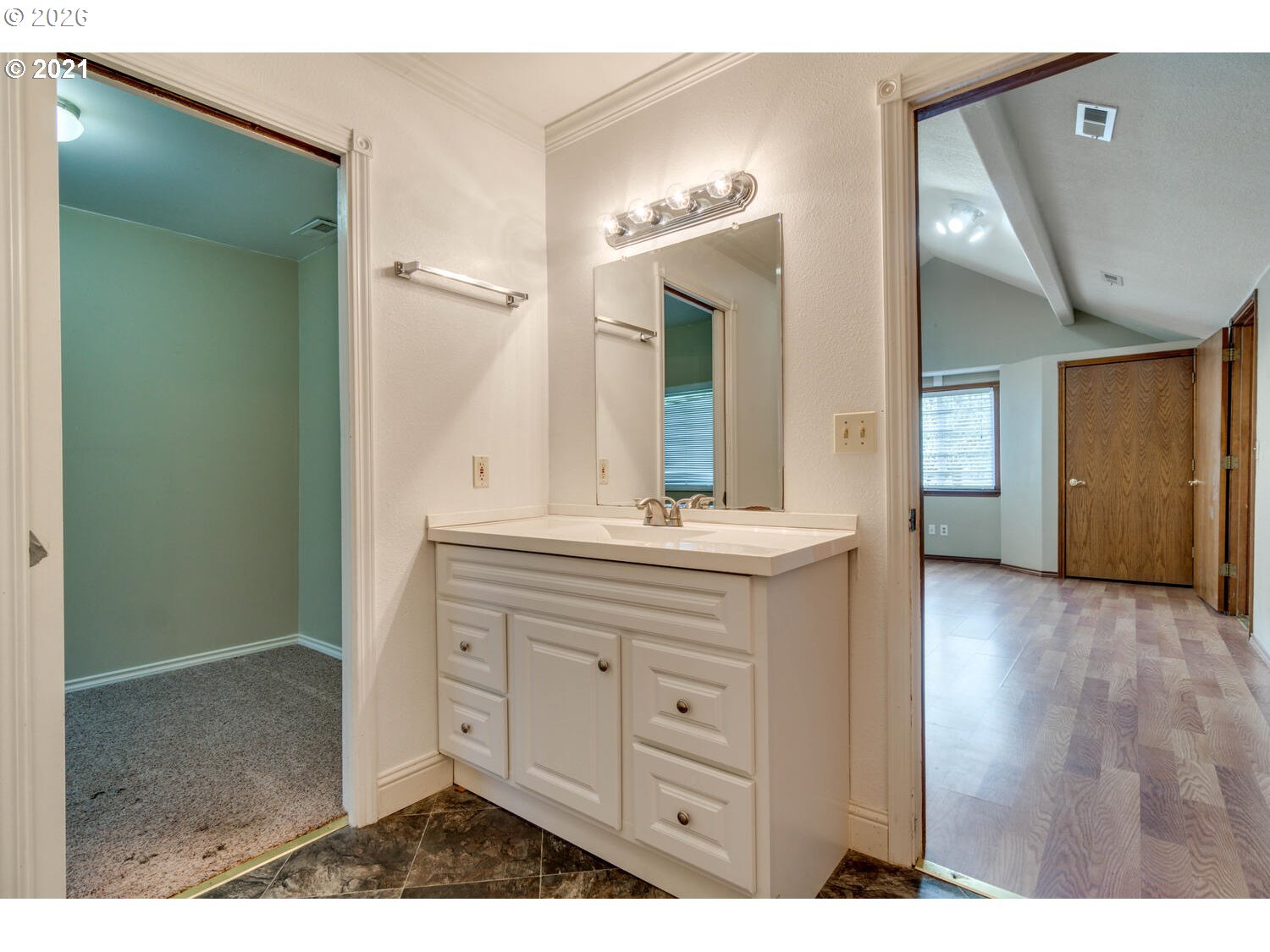 5031 Southeast Jenne Road Portland, OR 97236 - Photo 24 of 43