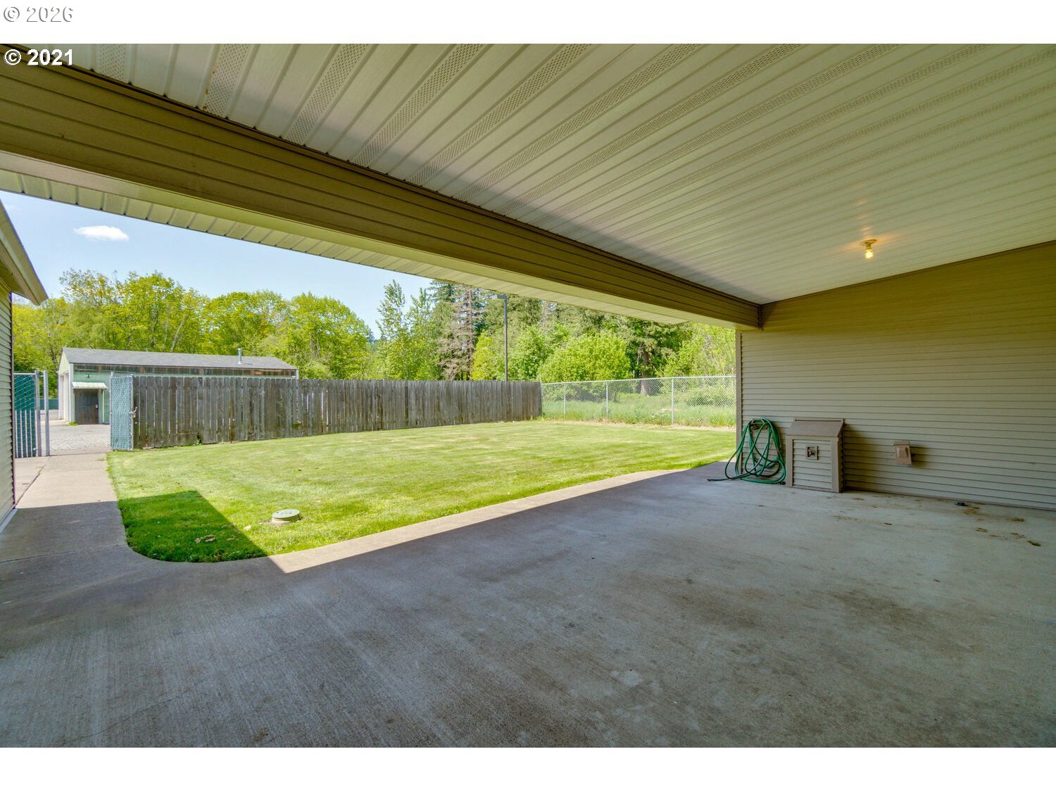 5031 Southeast Jenne Road Portland, OR 97236 - Photo 28 of 43