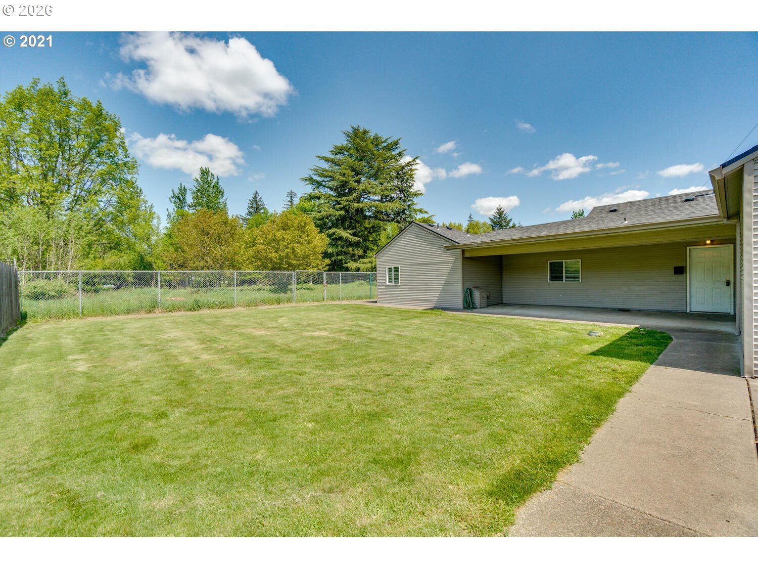 5031 Southeast Jenne Road Portland, OR 97236 - Photo 30 of 43