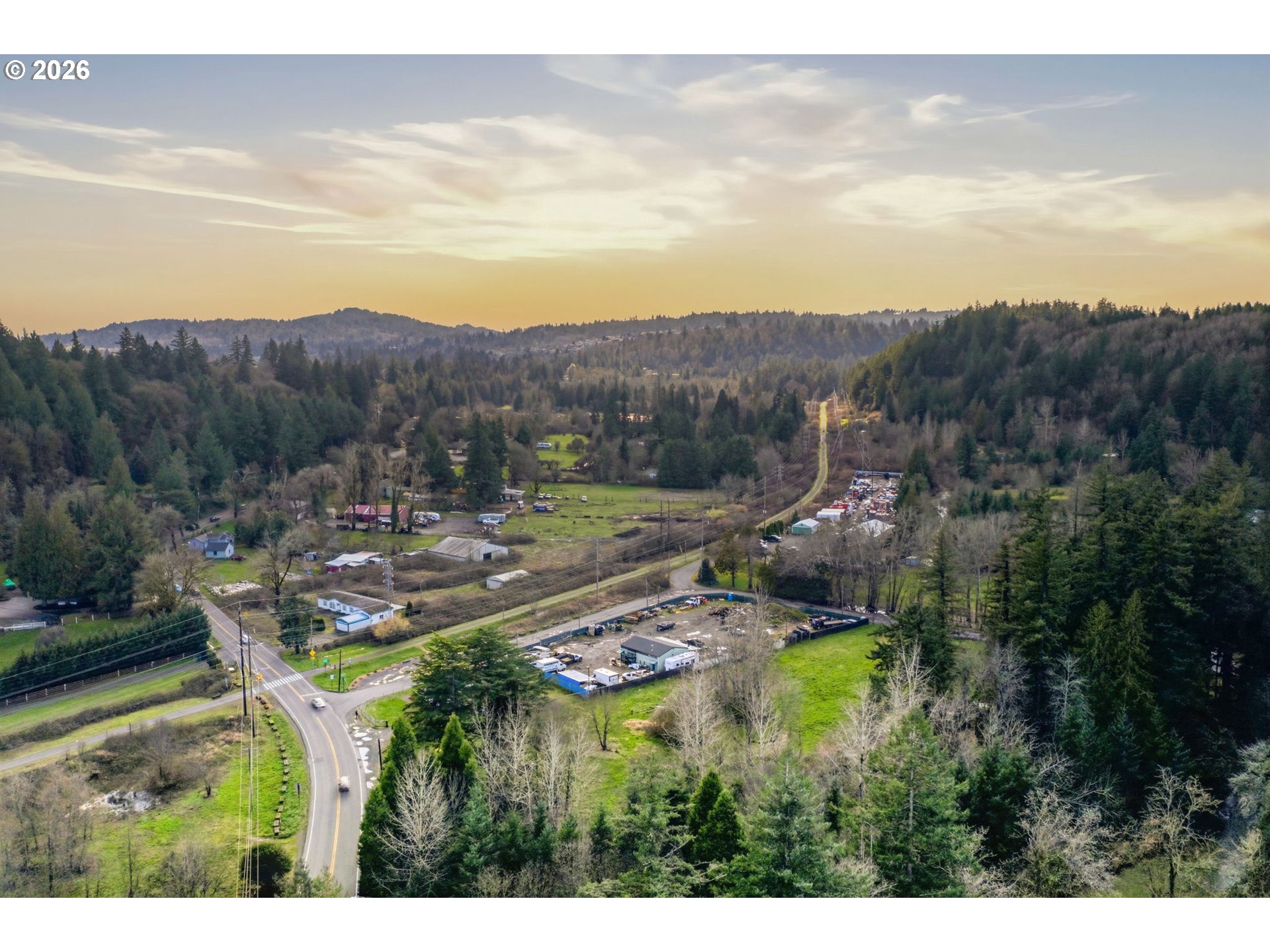 5031 Southeast Jenne Road Portland, OR 97236 - Photo 9 of 43