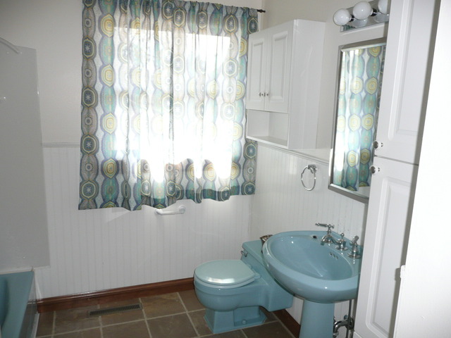 608 2nd Street Donovan, IL 60931 - Photo 7 of 18