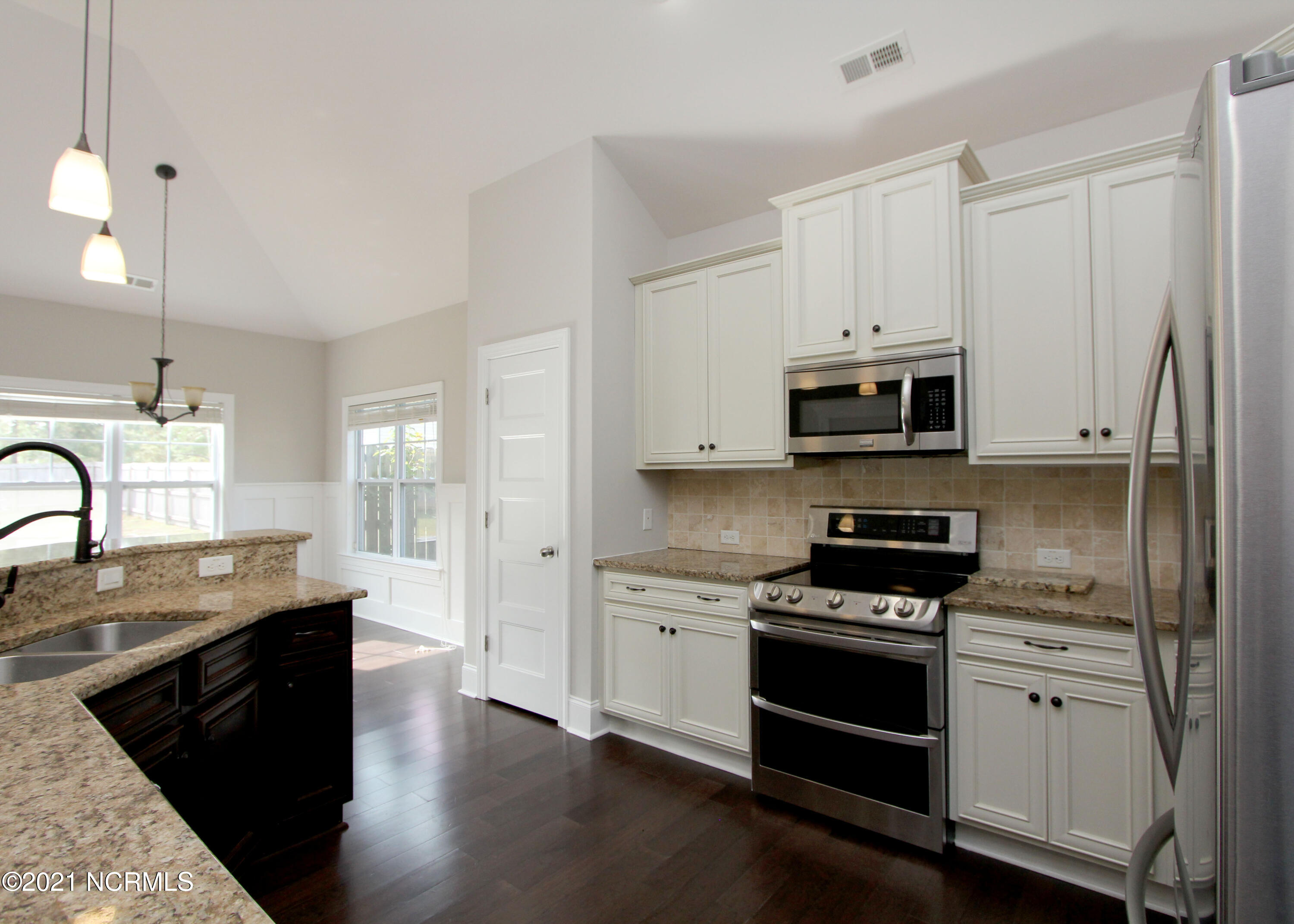 1372 Washington Acres Road Hampstead, NC 28443 - Photo 17 of 47 c lk 13