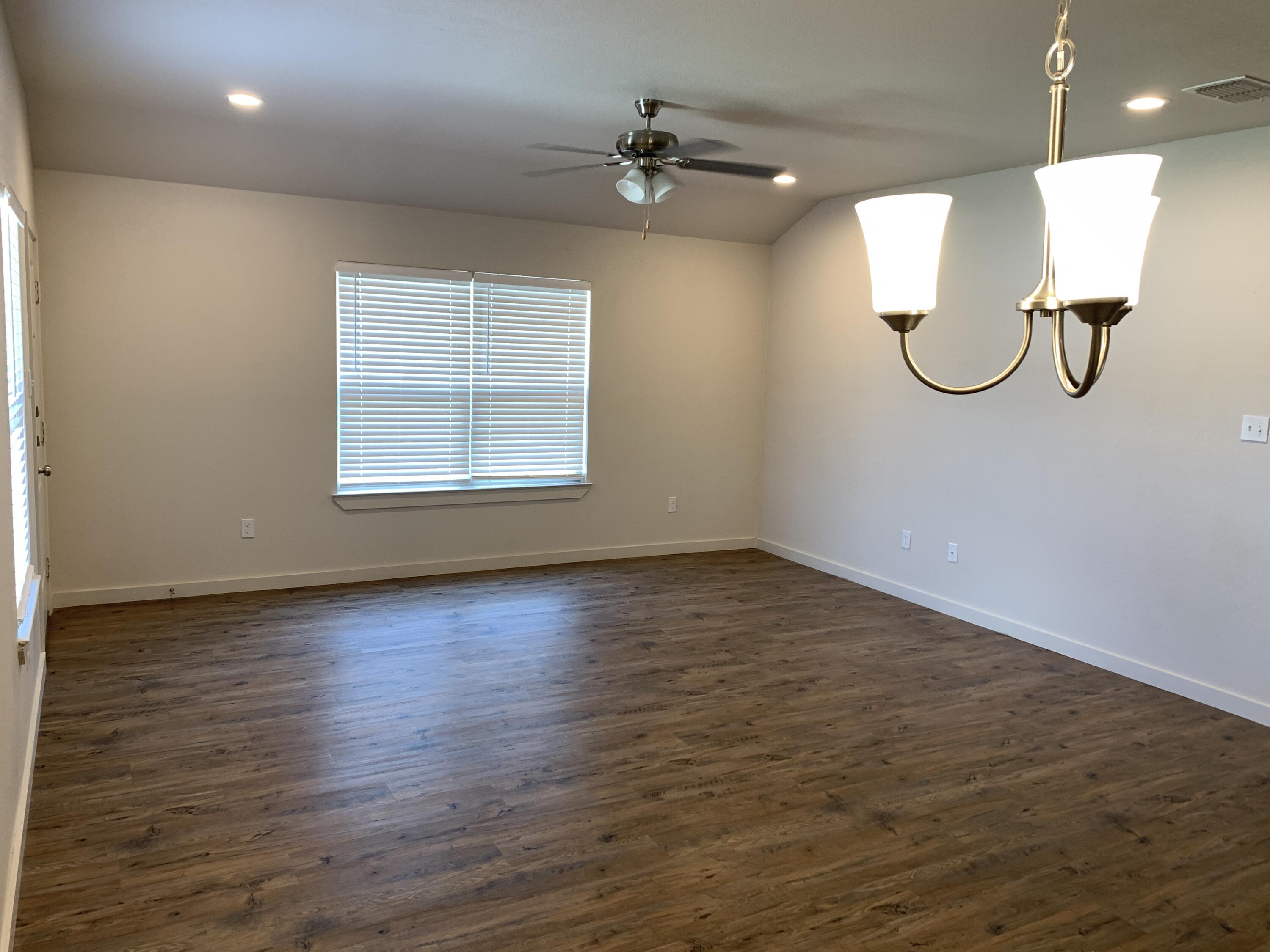 5513 121st Street Lubbock, TX 79424 - Photo 3 of 36 c