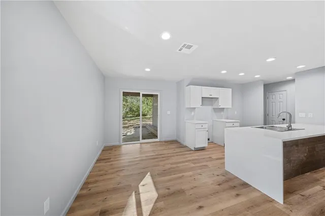 $215,000 | 520 West Hunter Street, Nevada, MO 64772