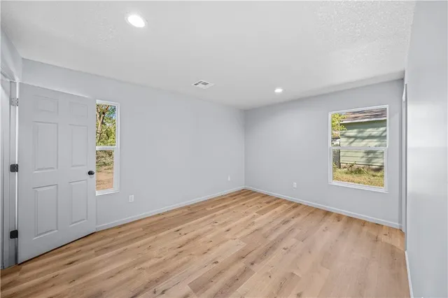 $215,000 | 520 West Hunter Street, Nevada, MO 64772