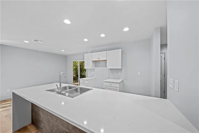 $215,000 | 520 West Hunter Street, Nevada, MO 64772