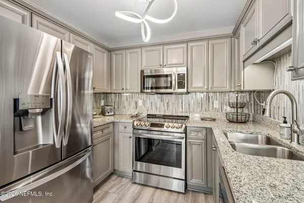 $239,000 | 400 East Bay Street, Unit 1701, Jacksonville, FL 32202
