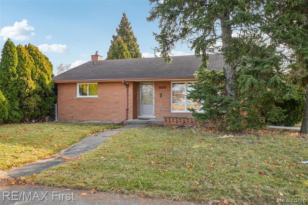 22400 Kelly Road Eastpointe, MI 48021 - Photo 32 of 36 Gallery Image 32