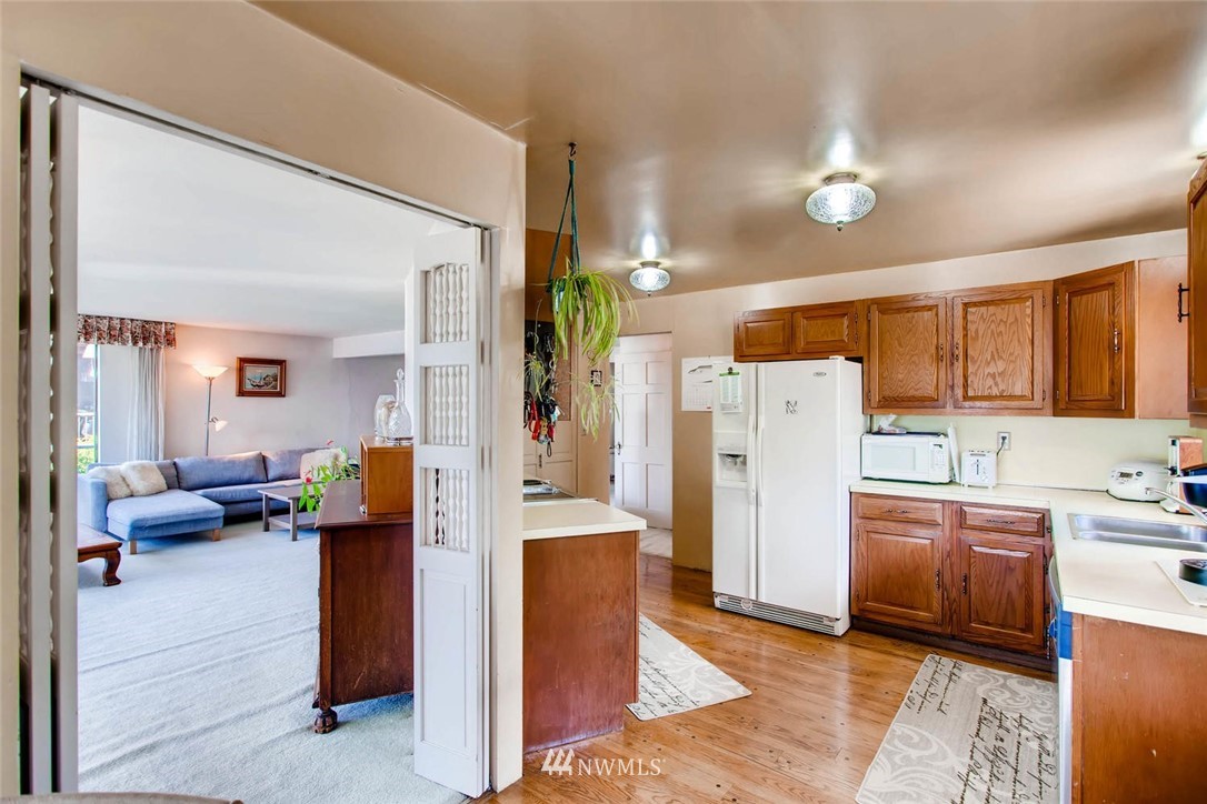 19619 Military Road South SeaTac, WA 98188 - Photo 14 of 24