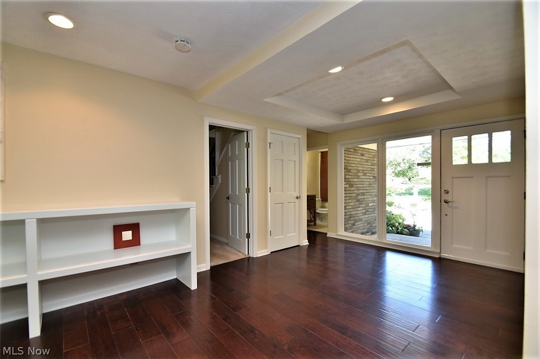 23600 Hazelmere Road Shaker Heights, OH 44122 - Photo 3 of 31 Gallery Image 3