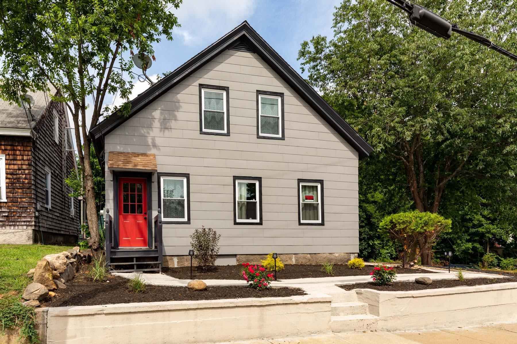 18 Pleasant Street Springvale, ME 04083 - Photo 1 of 34 Secoast-Re-Photos-31