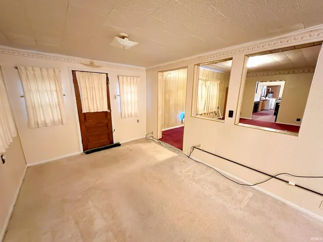 $149,900 | 613 Simmons Street, North Judson, IN 46366