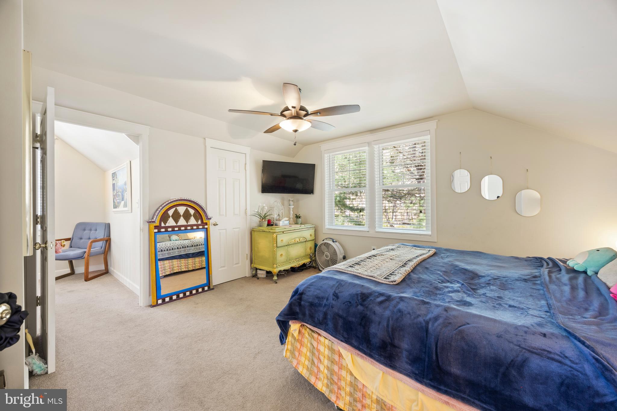 1442 Fairfield Loop Road Crownsville, MD 21032 - Photo 19 of 35 2nd Floor Bedroom 3