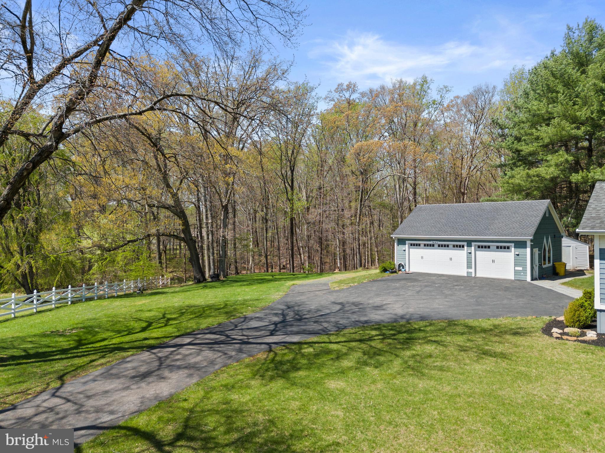 1442 Fairfield Loop Road Crownsville, MD 21032 - Photo 28 of 35 Driveway
