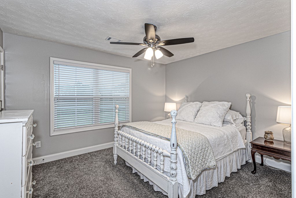 16 Maxwell Drive Fort Mitchell, AL 36856 - Photo 13 of 29 Bedroom 1