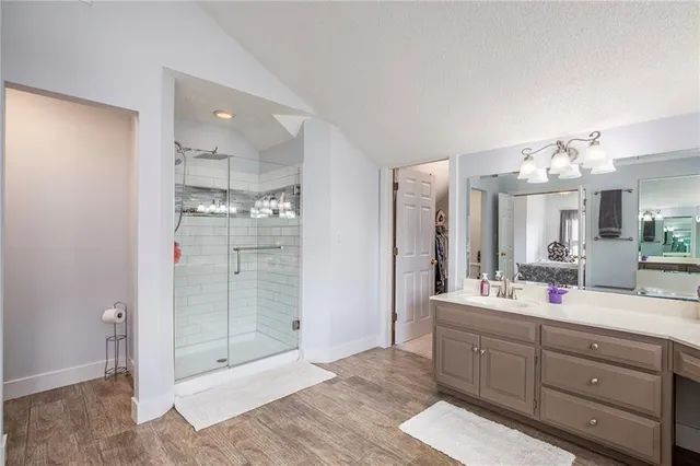 $455,000 | 4001 Northeast 60th Terrace, Gladstone, MO 64119