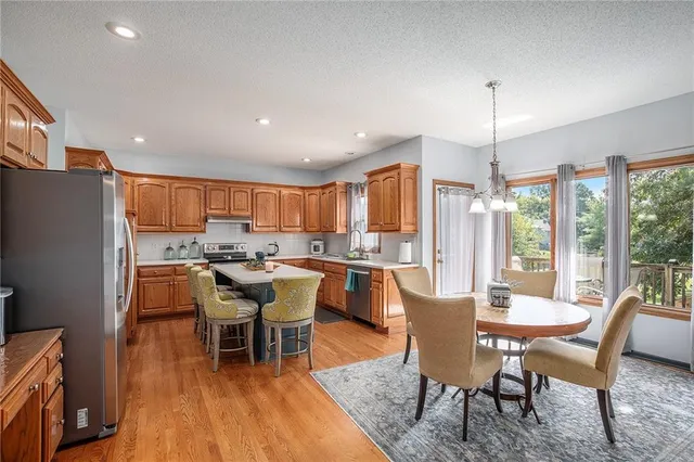 $455,000 | 4001 Northeast 60th Terrace, Gladstone, MO 64119