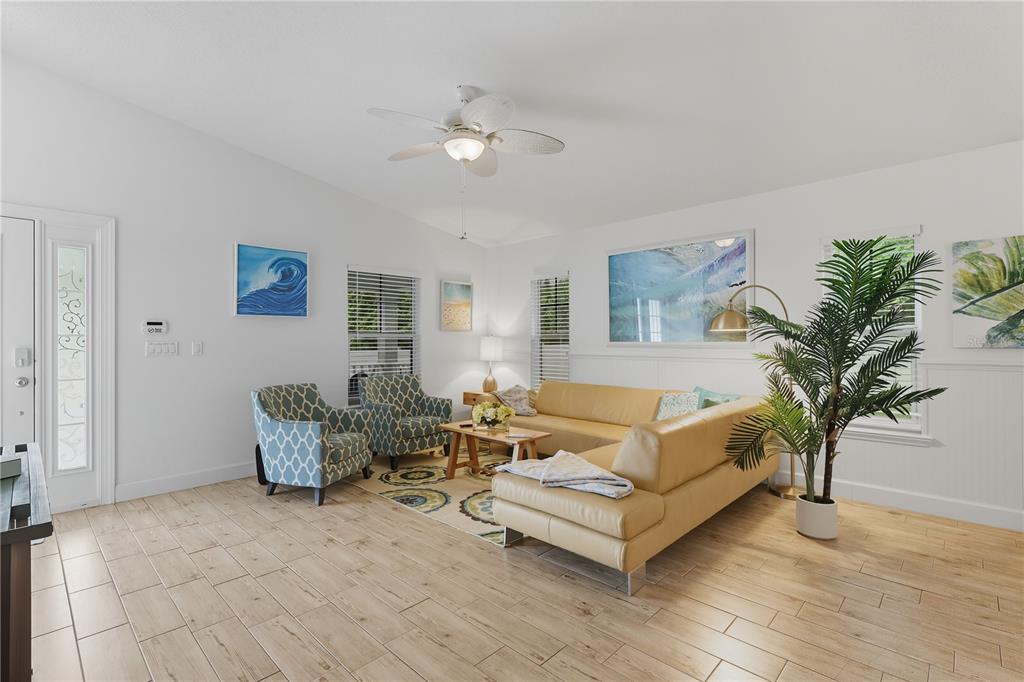 27 Mala Compra Road Palm Coast, FL 32137 - Photo 10 of 49
