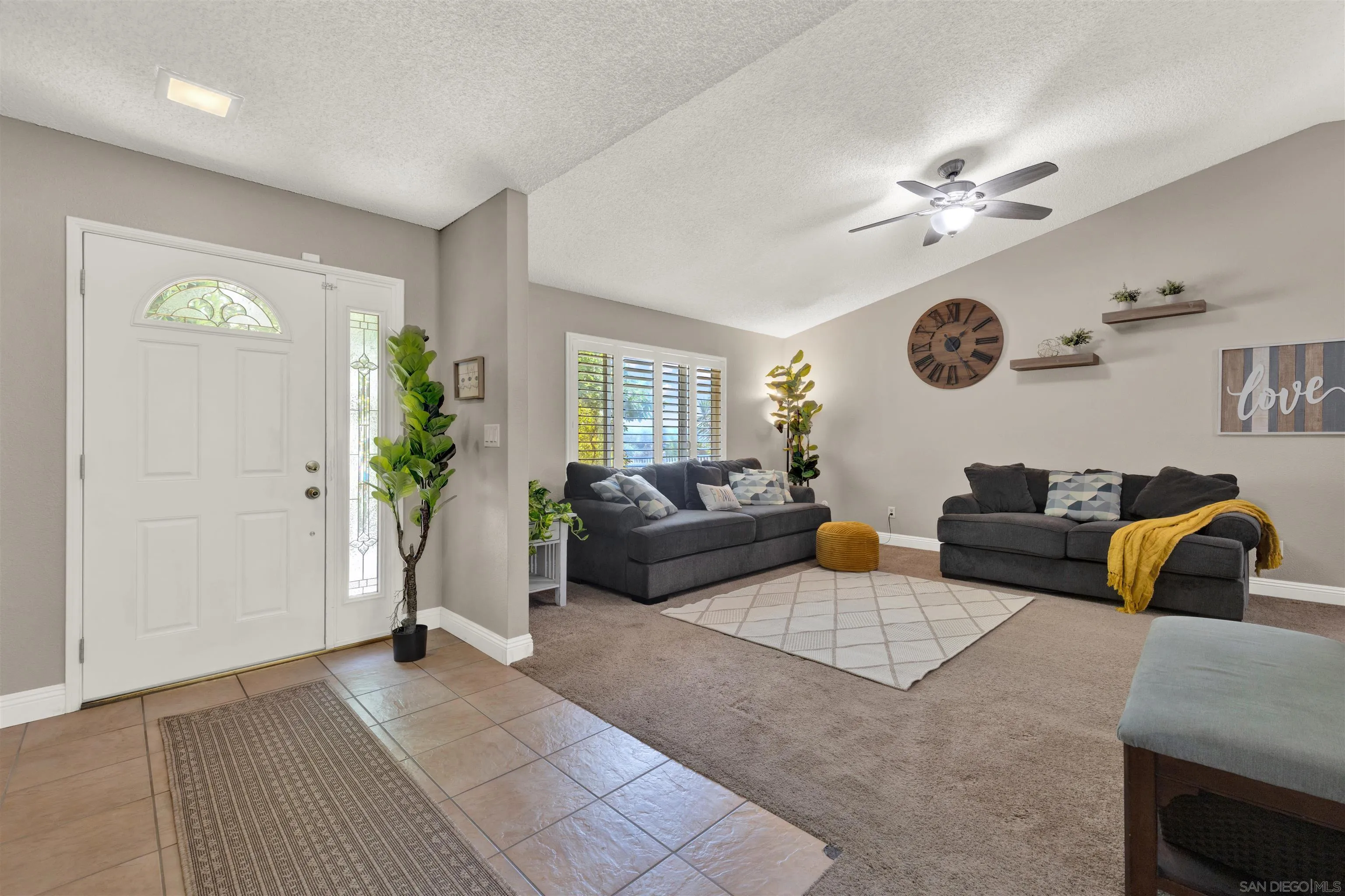 9127 Northcote Road Santee, CA 92071 - Photo 5 of 16