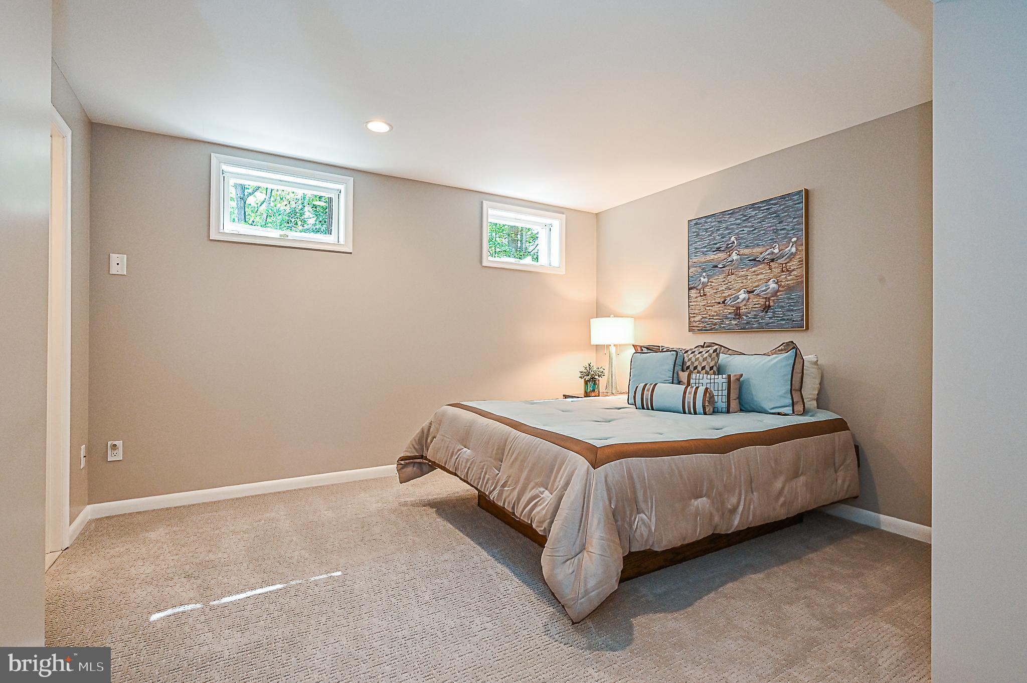 1581 Regatta Lane Reston, VA 20194 - Photo 23 of 38 Lower Level Guest Suite