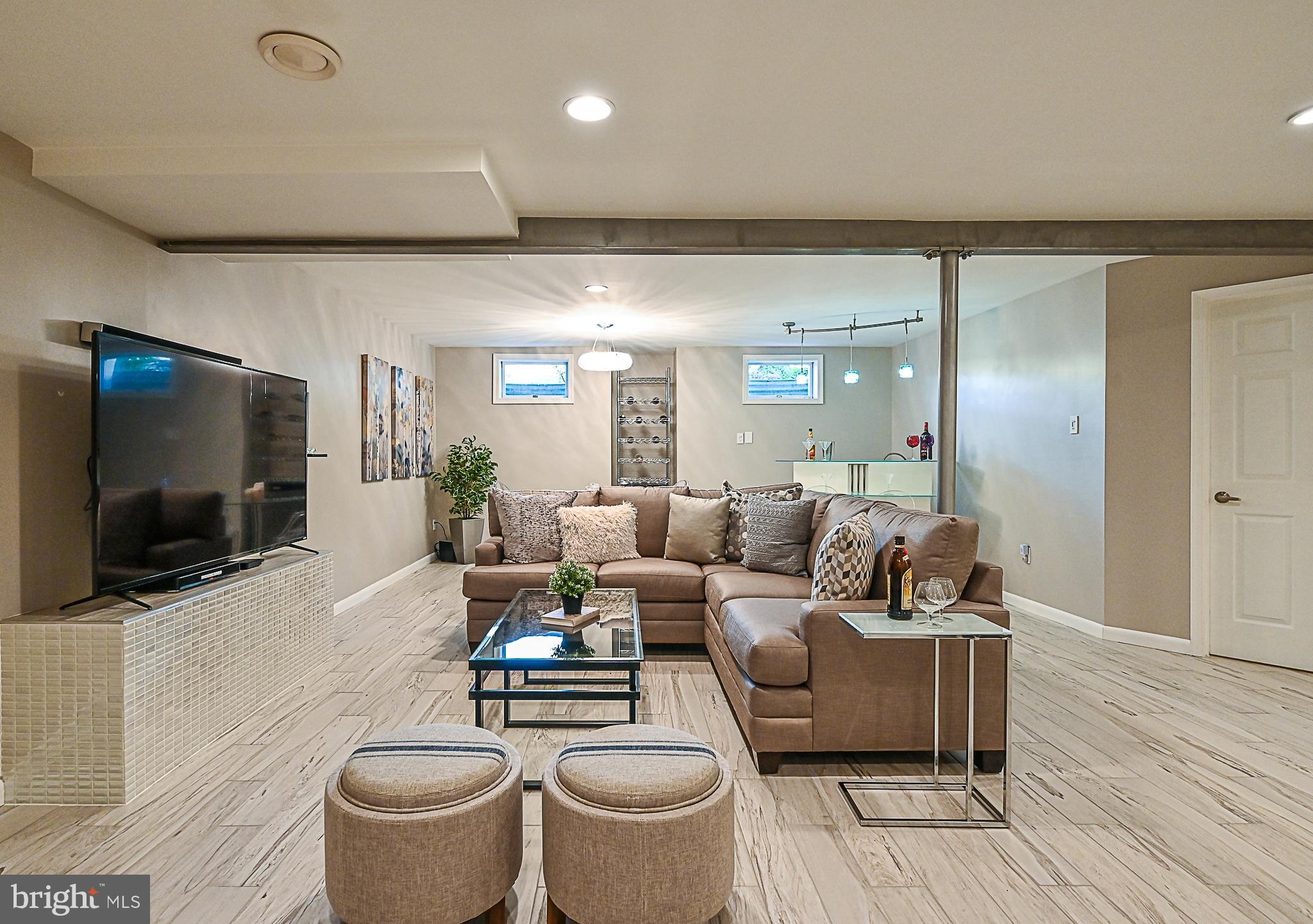 1581 Regatta Lane Reston, VA 20194 - Photo 26 of 38 Recreation Room
